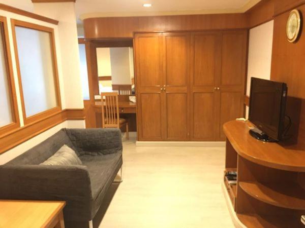 The Kaze 34 Hotel And Serviced Residence Банкок Екстериор снимка