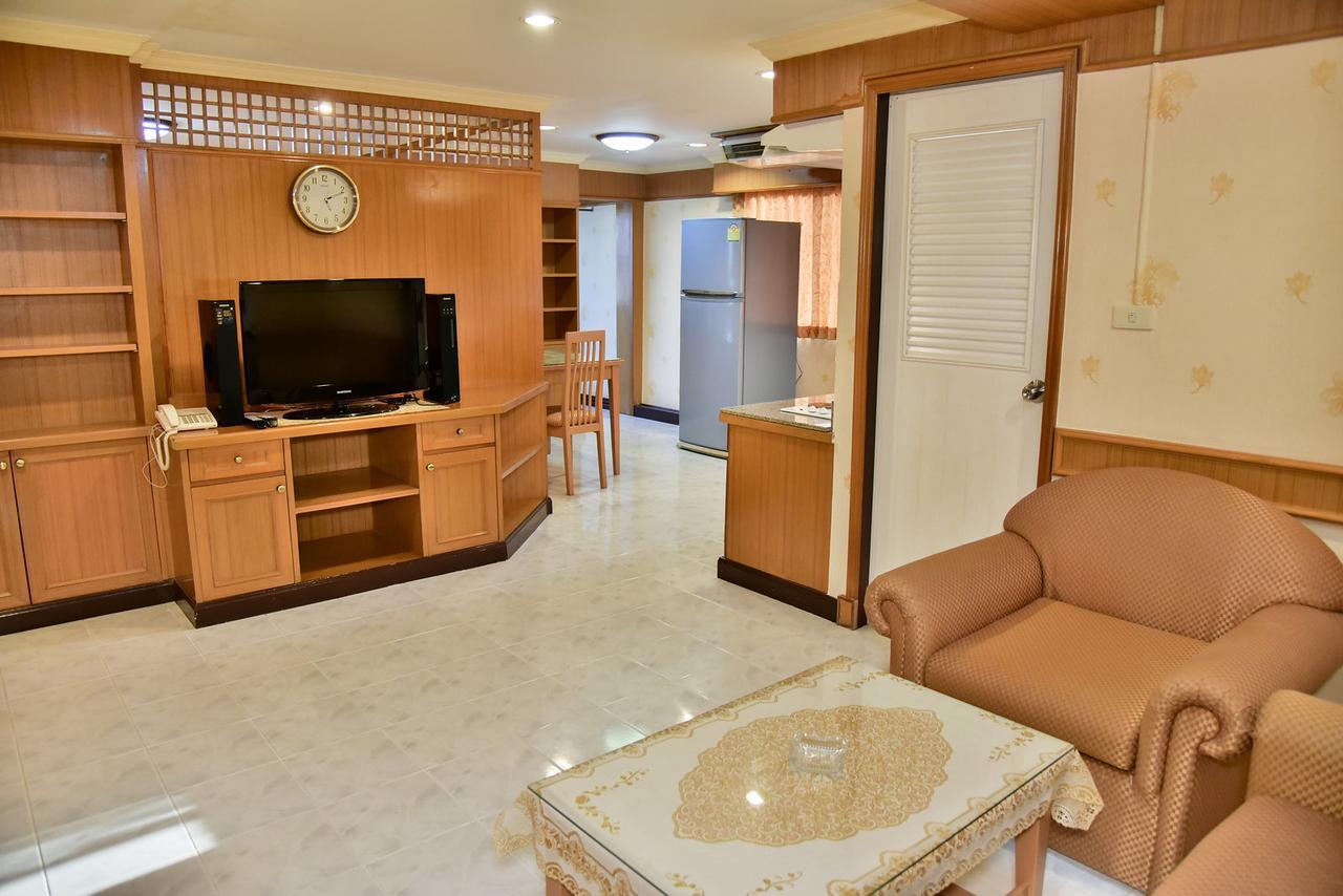 The Kaze 34 Hotel And Serviced Residence Банкок Екстериор снимка